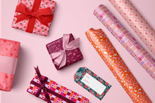 Load image into Gallery viewer, Valentine Pattern Combo Brushes